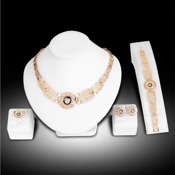 4-Piece Gold Classic Roman Embellished Jewelry Set NEW - Picture 1 of 3